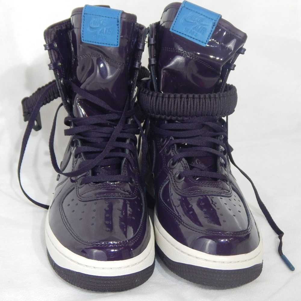 NIKE WOMEN AIR FORCE 1 PORT WINE SZ 8